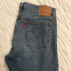 Levi’s Wedgie Icon